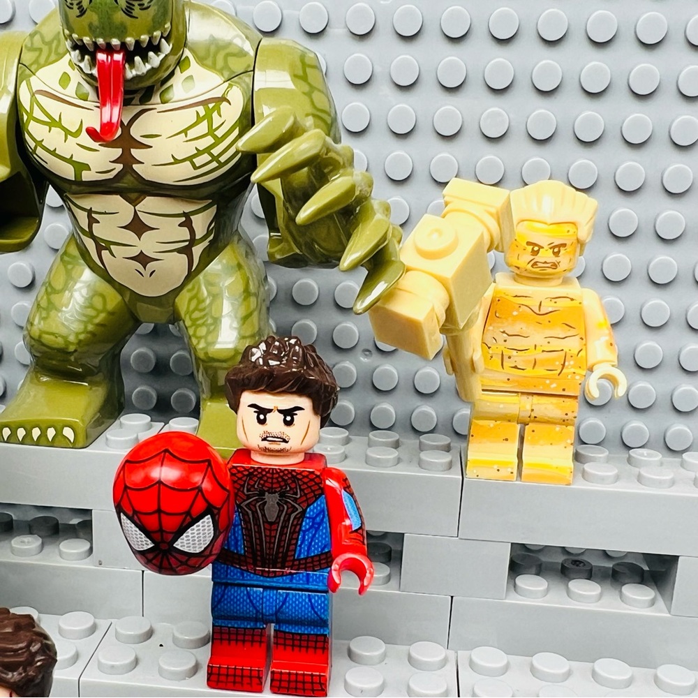 Spider Man: No Way Home Custom Minifigures Lot of 8 - Picture 6 of 7
